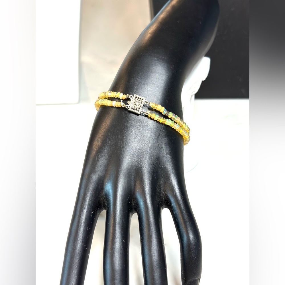 🩶💛 Vintage Opal Silver Bracelet 💛🩶